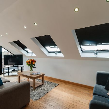 Base Serviced Apartments - Sir Thomas Street Liverpool Extérieur photo