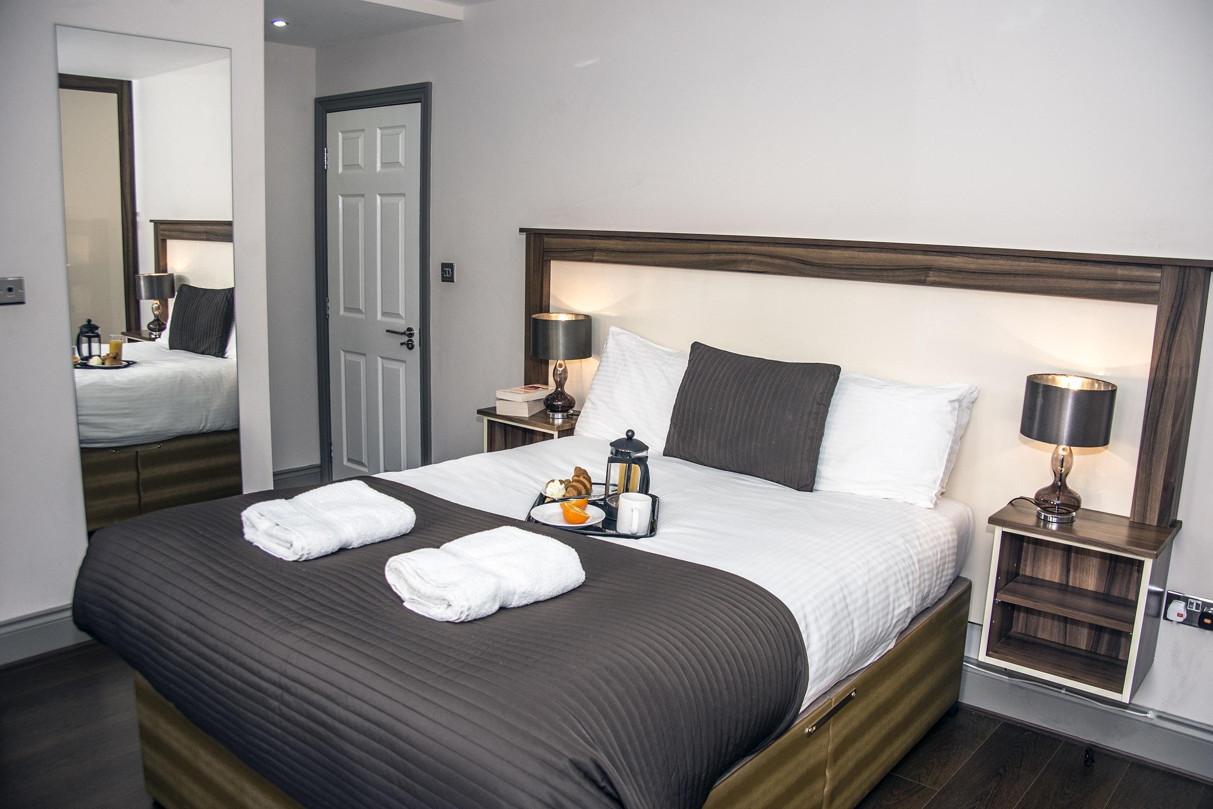 Base Serviced Apartments - Sir Thomas Street Liverpool Extérieur photo