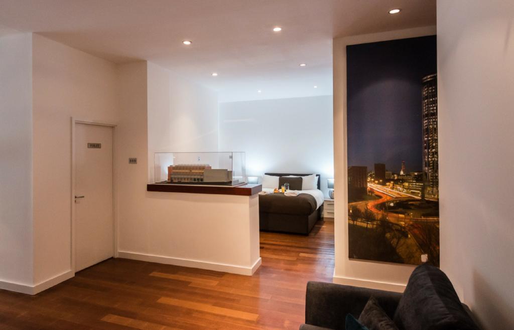 Base Serviced Apartments - Sir Thomas Street Liverpool Extérieur photo