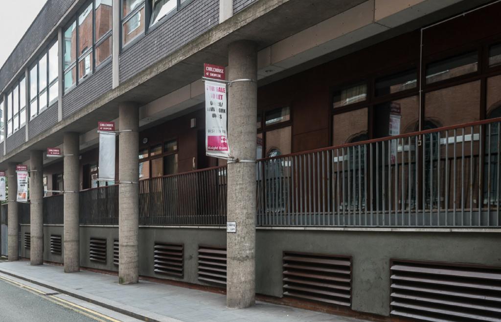 Base Serviced Apartments - Sir Thomas Street Liverpool Extérieur photo
