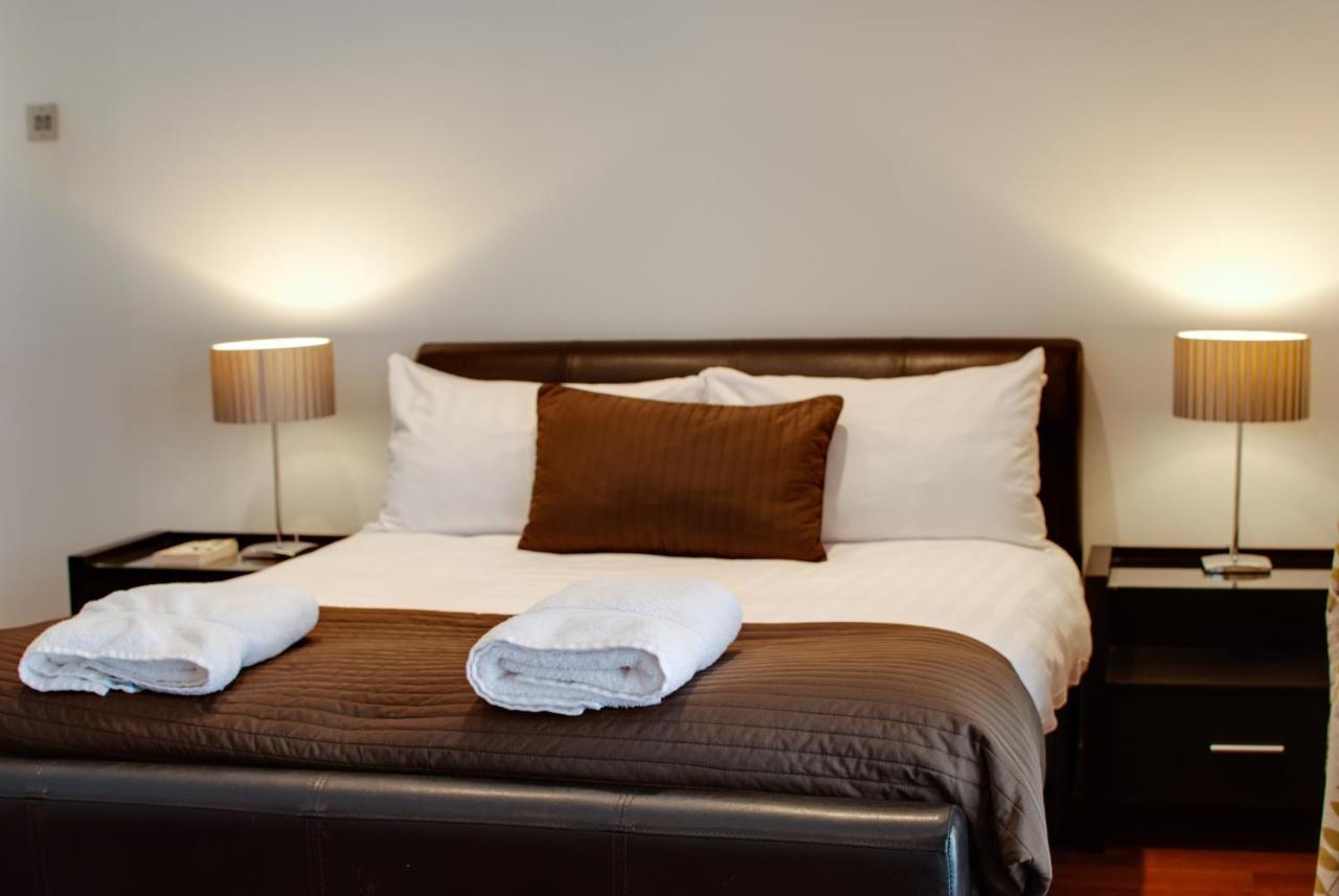 Base Serviced Apartments - Sir Thomas Street Liverpool Extérieur photo