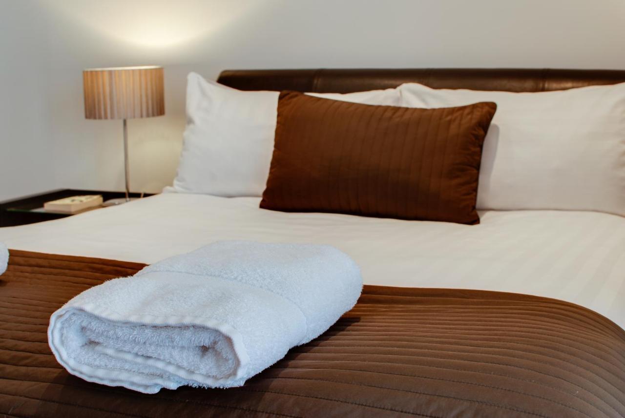 Base Serviced Apartments - Sir Thomas Street Liverpool Extérieur photo