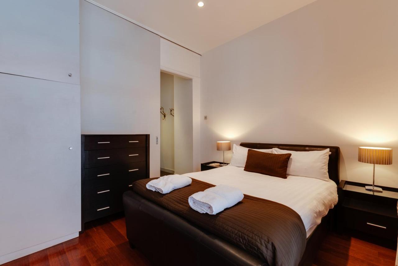 Base Serviced Apartments - Sir Thomas Street Liverpool Extérieur photo
