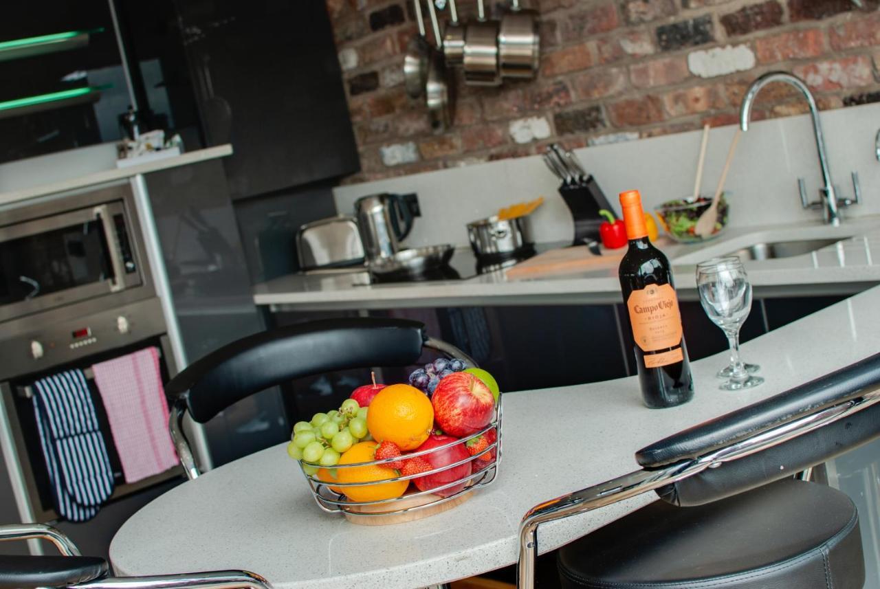 Base Serviced Apartments - Sir Thomas Street Liverpool Extérieur photo